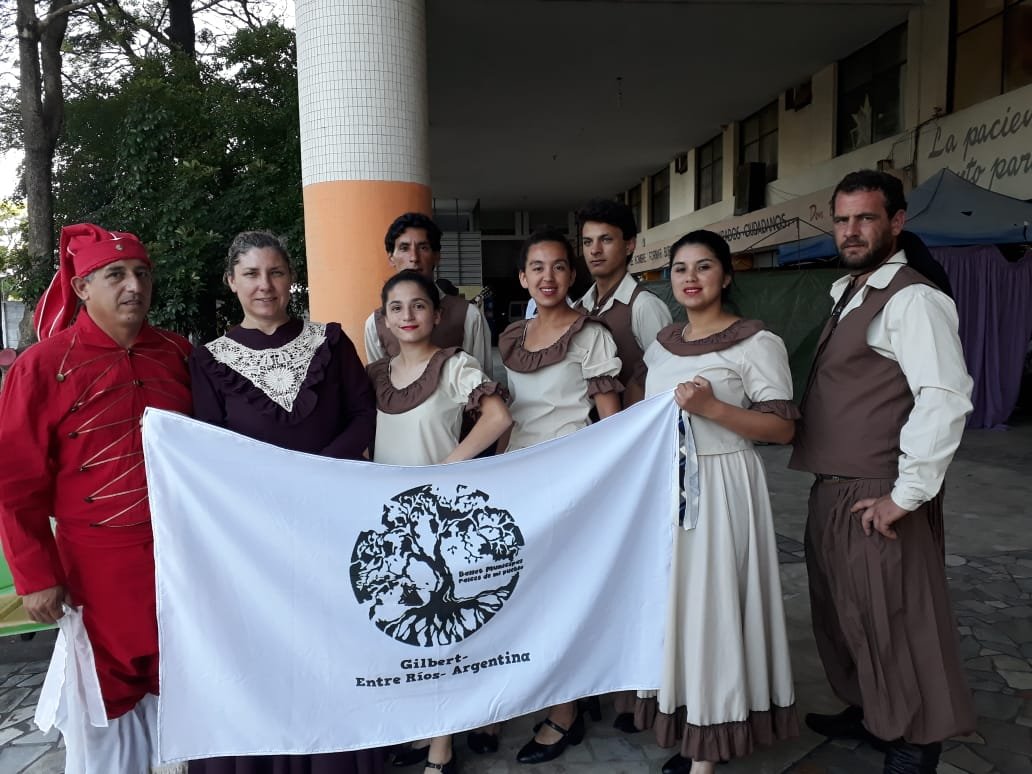 El Ballet “Raices de mi Pueblo” participó de un certamen en Montevideo
