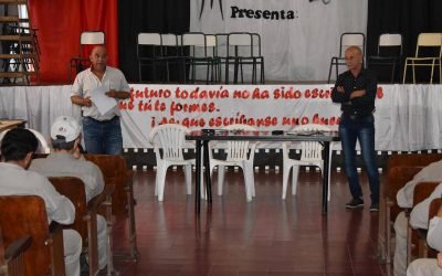 Reunión con personal de corralón