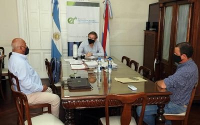 El Intendente Fabián Constantino acompañado del Concejal Leandro Treise se reunieron con el Ministro Juan José Bahillo.