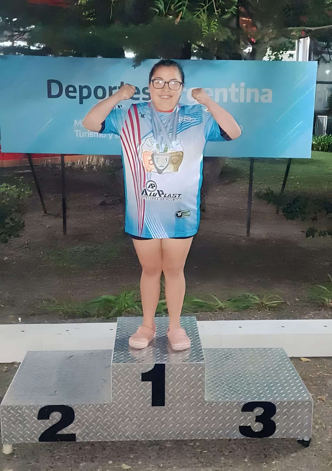 ORO, PLATA Y BRONCE PARA LUCIANA BERNARD EN EL ARGENTINA TRI21