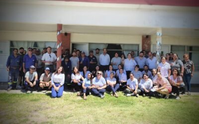 𝗝𝗼𝗿𝗻𝗮𝗱𝗮 𝗱𝗲 𝗰𝗶𝗲𝗿𝗿𝗲 𝗱𝗲 𝗮𝗻̃𝗼 𝗷𝘂𝗻𝘁𝗼 𝗮𝗹 𝗽𝗲𝗿𝘀𝗼𝗻𝗮𝗹 𝗺𝘂𝗻𝗶𝗰𝗶𝗽𝗮𝗹