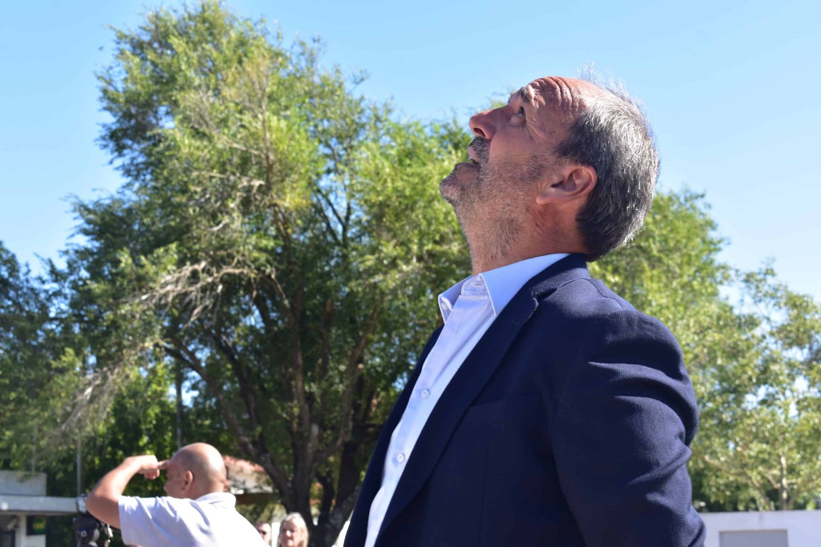 ¡𝗚𝗜𝗟𝗕𝗘𝗥𝗧 𝗖𝗨𝗠𝗣𝗟𝗘 𝟭𝟯𝟲 𝗔𝗡̃𝗢𝗦!