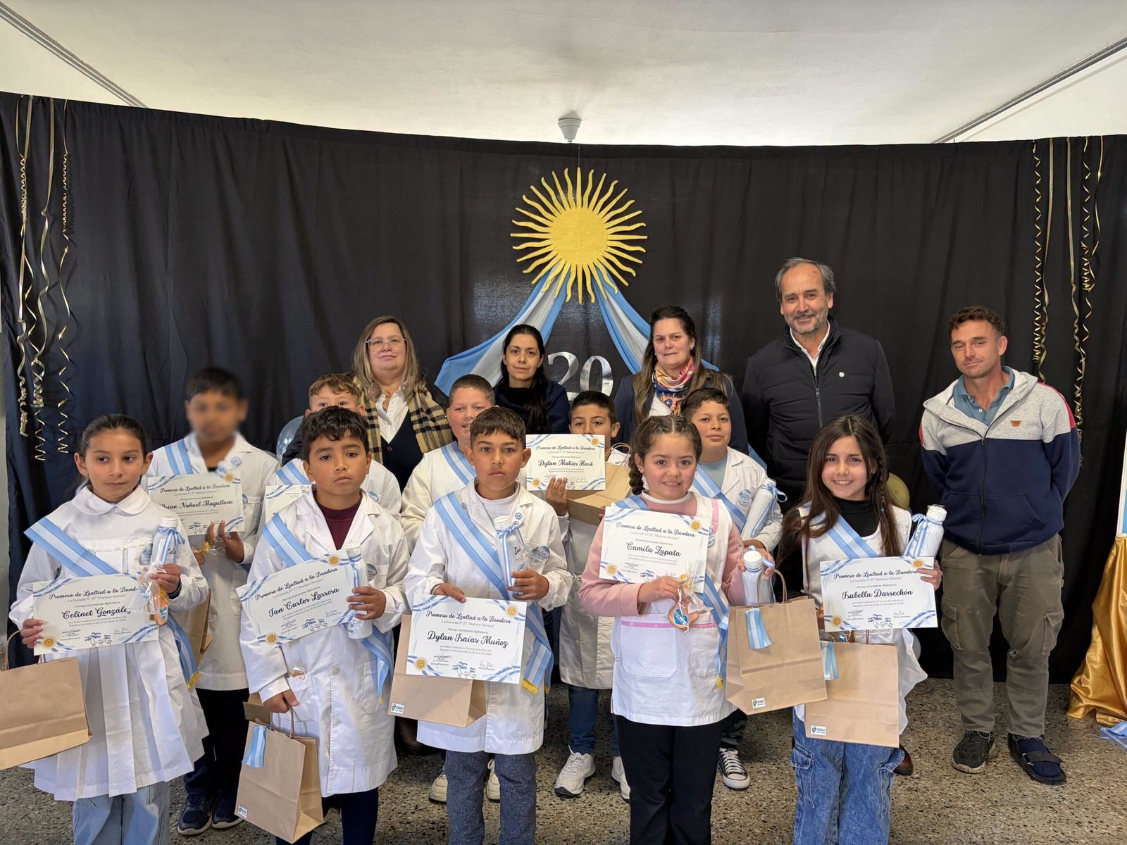 ¡𝗖𝗢𝗡 𝗢𝗥𝗚𝗨𝗟𝗟𝗢 𝗬 𝗘𝗠𝗢𝗖𝗜𝗢́𝗡 𝗩𝗜𝗩𝗜𝗠𝗢𝗦 𝗘𝗟 𝗔𝗖𝗧𝗢 𝗣𝗢𝗥 𝗘𝗟 𝗗𝗜́𝗔 𝗗𝗘 𝗟𝗔 𝗕𝗔𝗡𝗗𝗘𝗥𝗔!