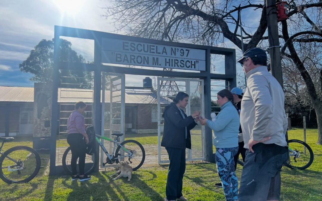 𝗩𝗮𝗰𝗮𝗰𝗶𝗼𝗻𝗲𝘀 𝗱𝗲 𝗶𝗻𝘃𝗶𝗲𝗿𝗻𝗼: ¡𝗡𝗼𝘀 𝗳𝘂𝗶𝗺𝗼𝘀 𝗮 𝗹𝗮 𝗘𝘀𝗰𝘂𝗲𝗹𝗮 𝗡°𝟵𝟳 “𝗕𝗮𝗿𝗼́𝗻 𝗠. 𝗛𝗶𝗿𝘀𝗰𝗵”!